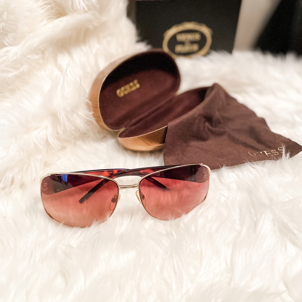 GUESS Brown Tortoise Sunglasses